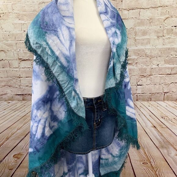 Gypsy 05 beach roundie tie dye fringe blanket - Picture 3 of 5